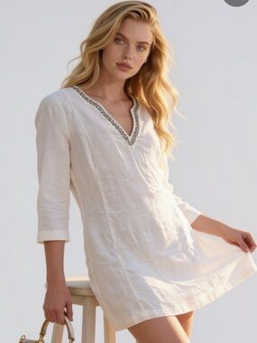 NWOT Embellished V-Neck White Linen Tunic Top/ Beach Cover Up